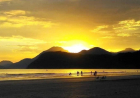 Pôr do Sol em Ilha Comprida: Os Melhores Lugares para Admirar a Natureza