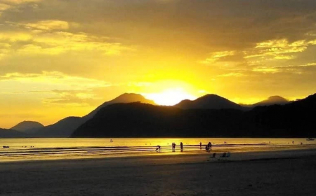 Pôr do Sol em Ilha Comprida: Os Melhores Lugares para Admirar a Natureza