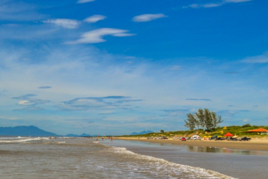 Praia Ponta da Trincheira - Ilha Comprida , Baía dos Golfinhos, Pontal, Praia