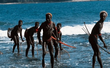 Quem foram os povos indígenas que habitaram a Ilha Comprida e como viviam